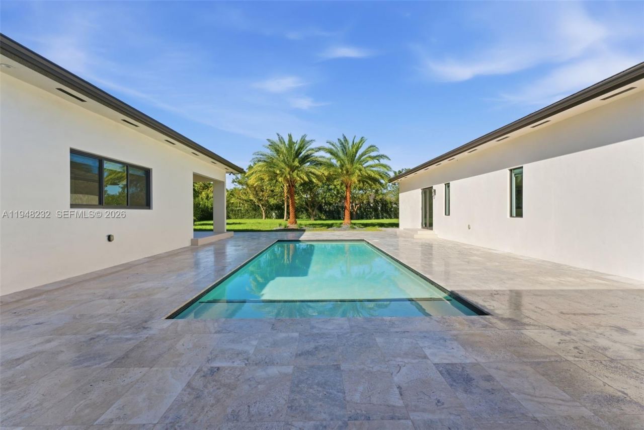 10005 SW 66th St, Miami, FL 33173 Photo