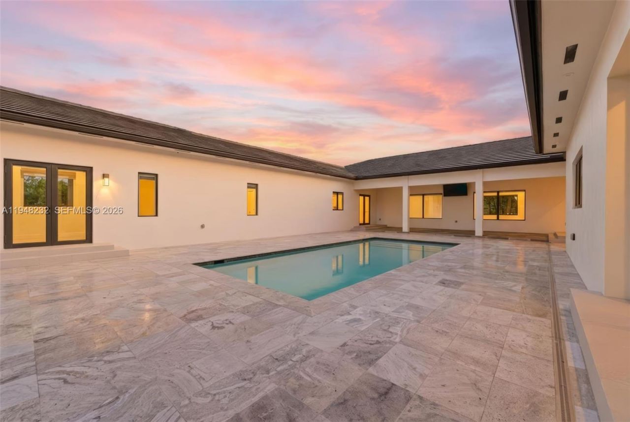 10005 SW 66th St, Miami, FL 33173 Photo