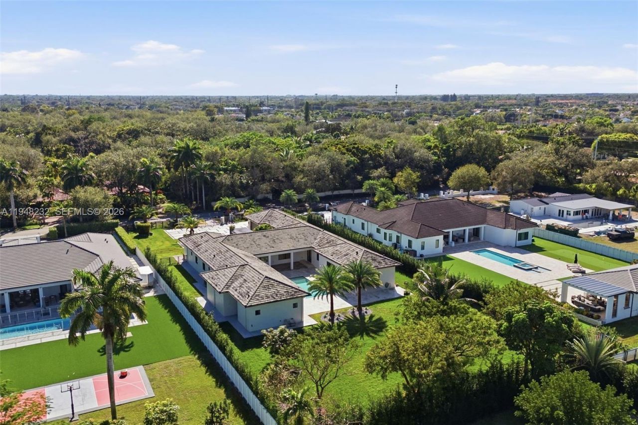 10005 SW 66th St, Miami, FL 33173 Photo