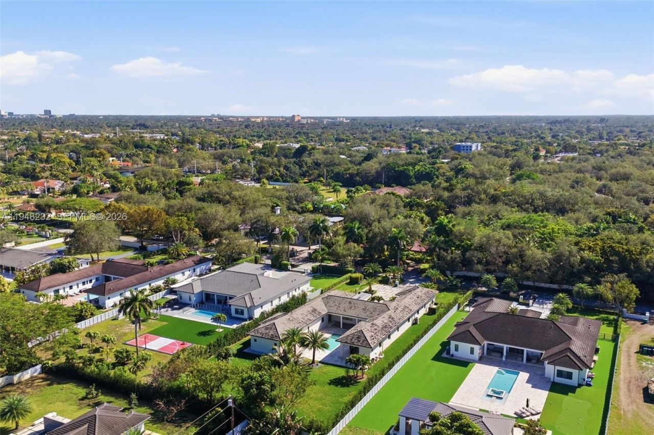 10005 SW 66th St, Miami, FL 33173 Photo