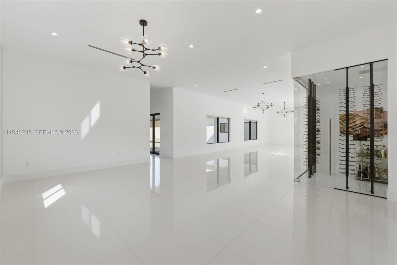 10005 SW 66th St, Miami, FL 33173 Photo