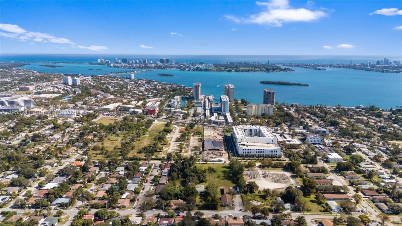 11303 NE 13 Av, Miami, FL 33161 Photo