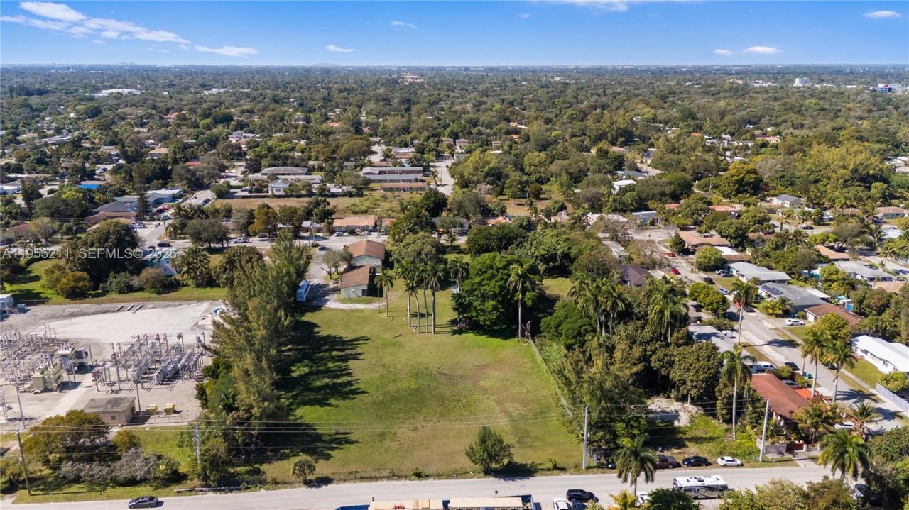 11303 NE 13 Av, Miami, FL 33161 Photo