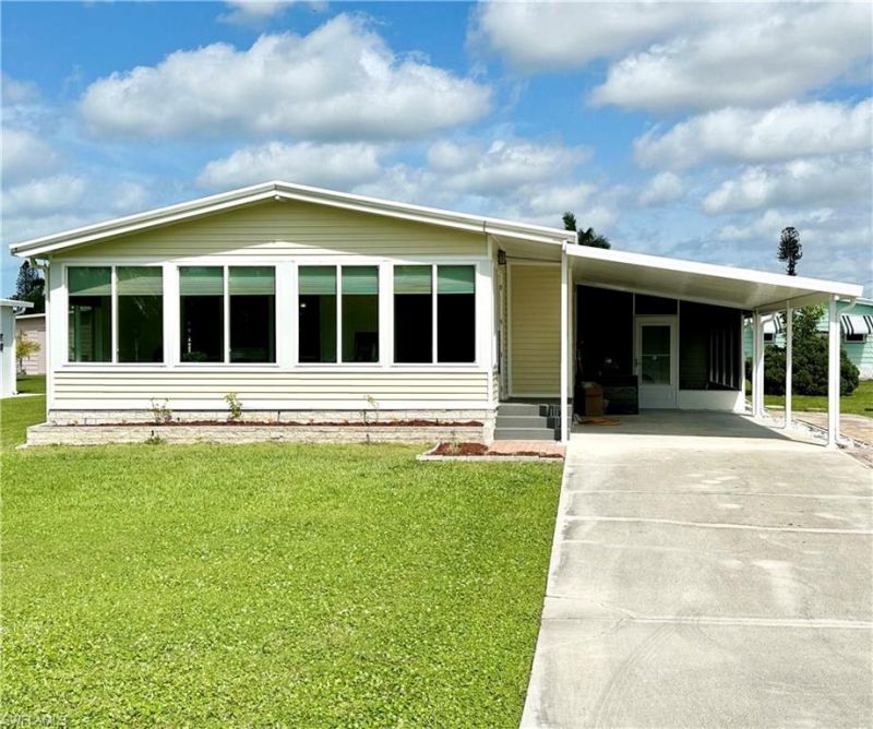 26287 Queen Mary Ln, Bonita Springs, FL 34135 Photo