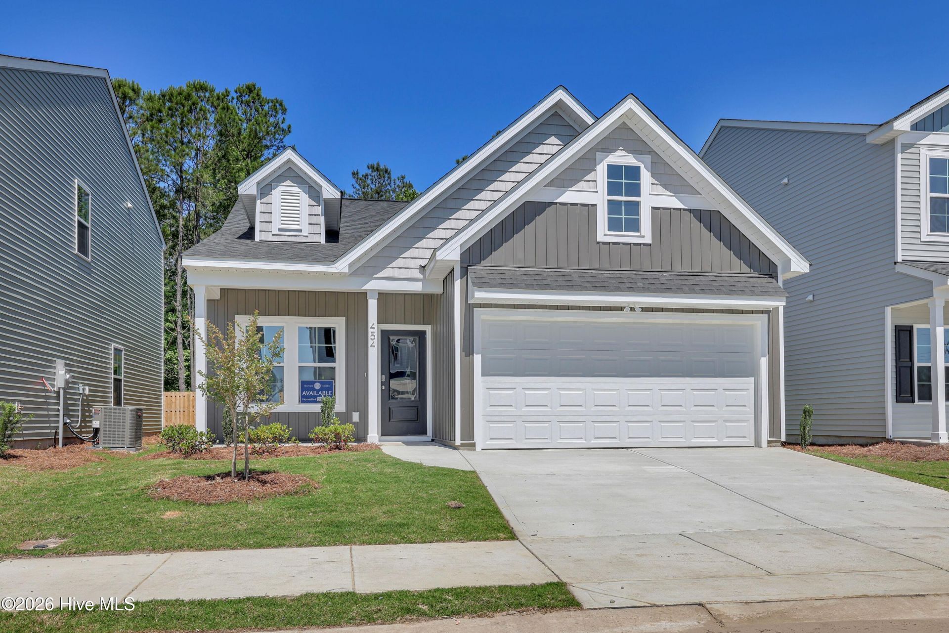 454 Galloping Foal Way Se, Bolivia, NC 28422 Main Photo