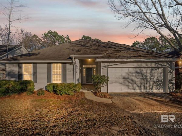 1263 E Smithfield Road, Mobile, AL 36695