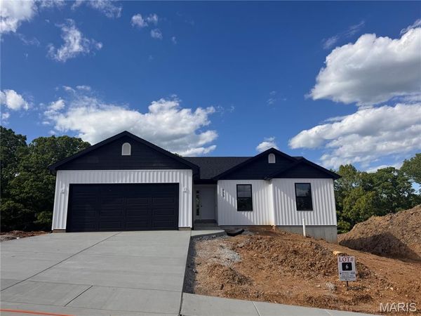 733 Blake Drive, Hillsboro, MO 63050