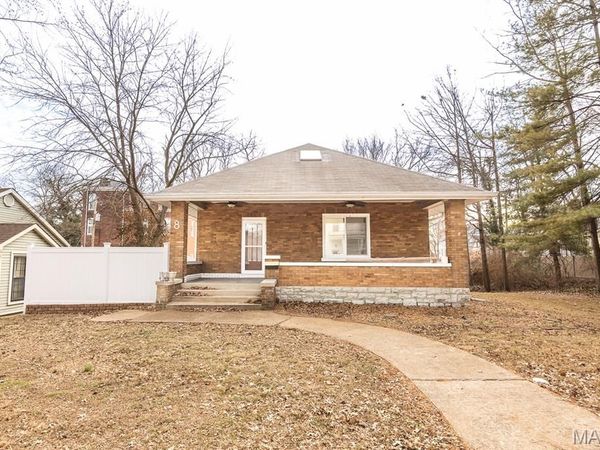 8 Kircher Place, Belleville, IL 62220