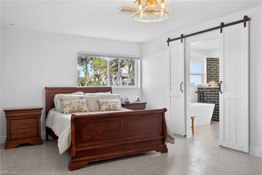 867 Oak St, Fort Myers Beach, FL 33931 Photo