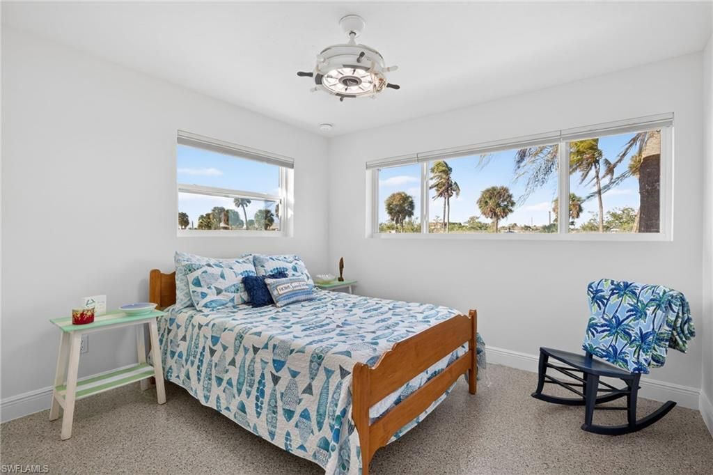 867 Oak St, Fort Myers Beach, FL 33931 Photo