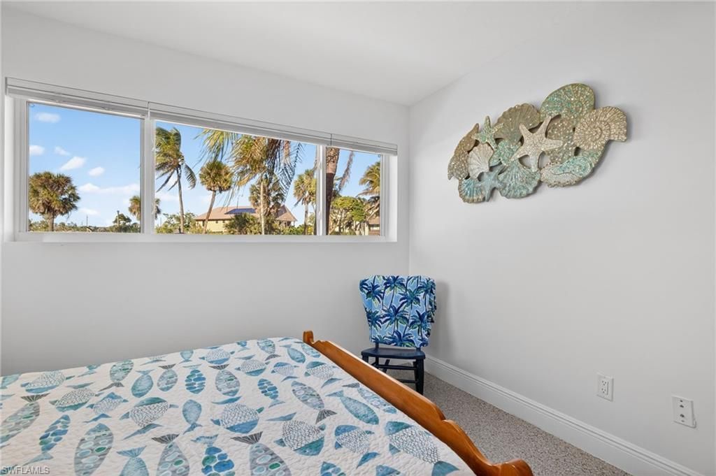 867 Oak St, Fort Myers Beach, FL 33931 Photo