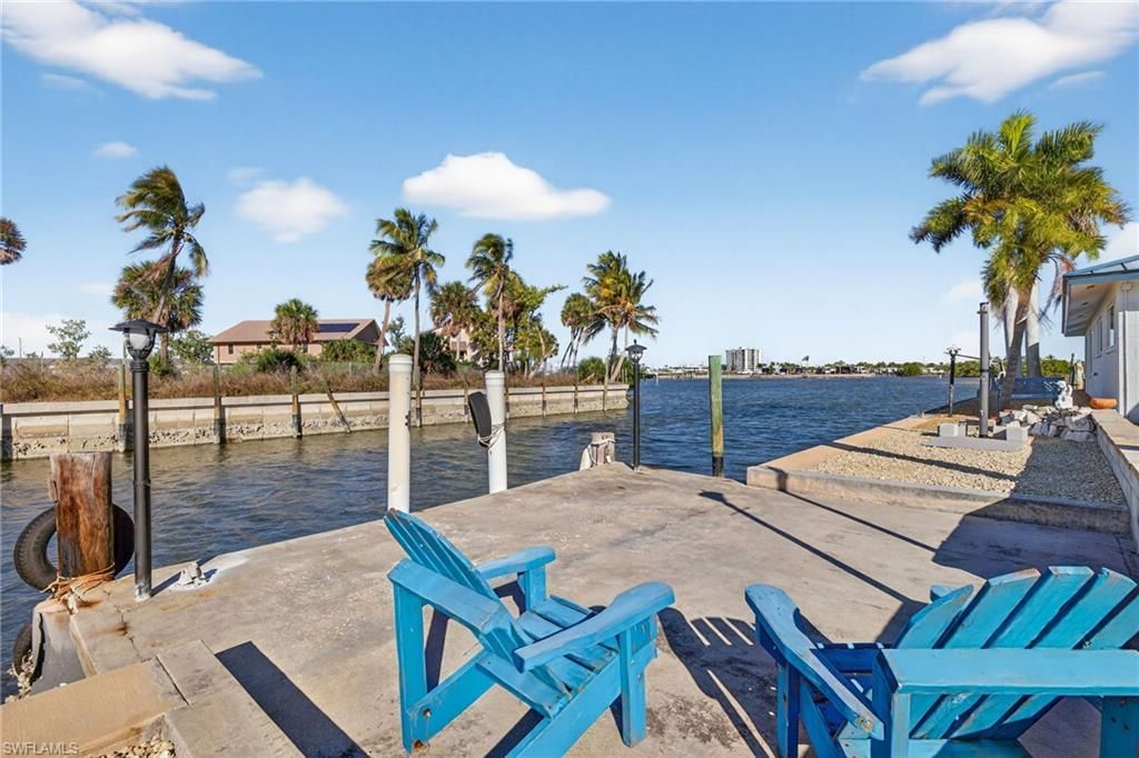 867 Oak St, Fort Myers Beach, FL 33931 Photo