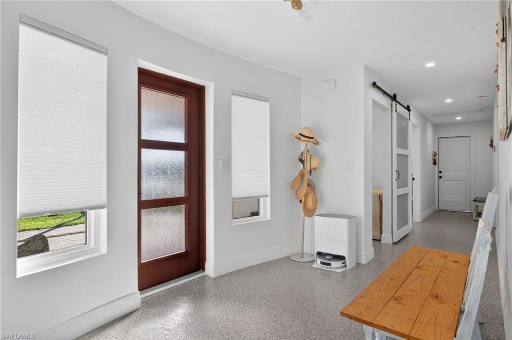 867 Oak St, Fort Myers Beach, FL 33931 Photo