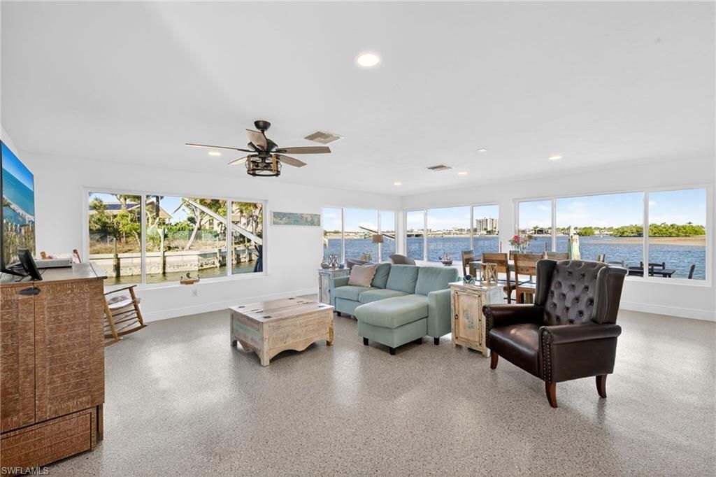 867 Oak St, Fort Myers Beach, FL 33931 Photo