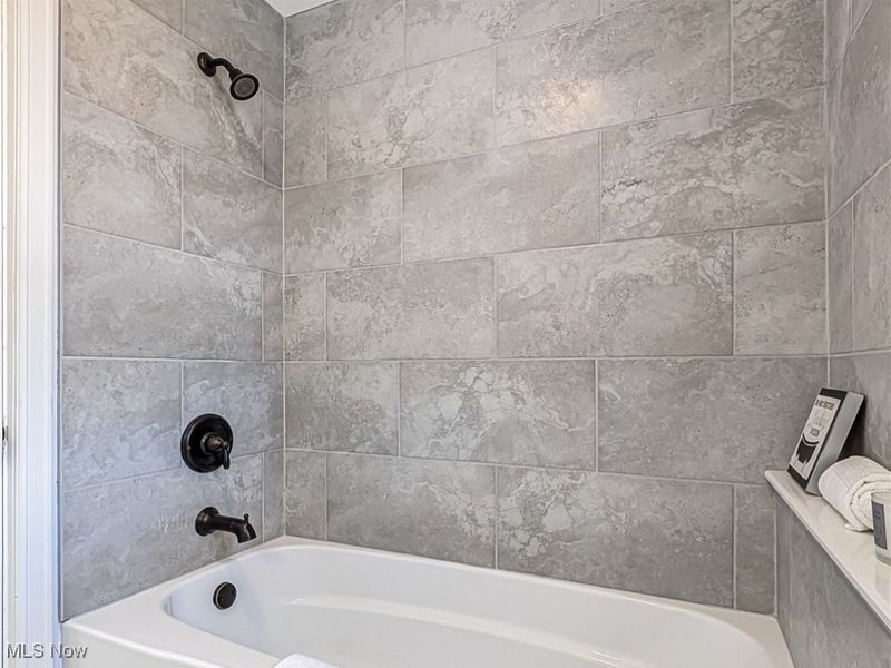 931 Amelia Avenue, Akron, OH 44302 Photo 35