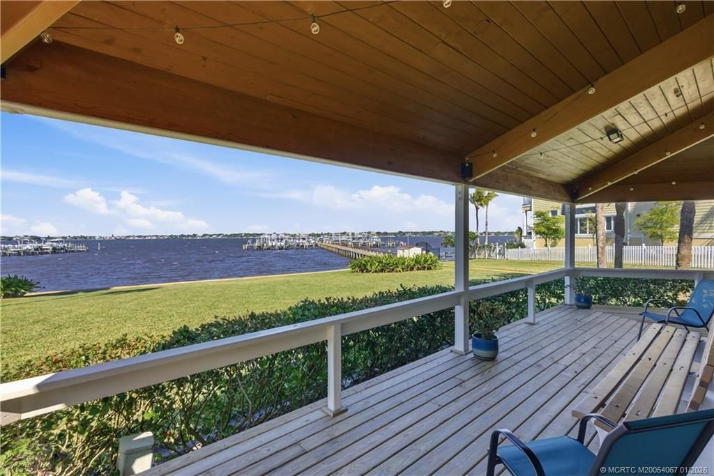 150 SE Four Winds Drive, Unit B208, Stuart, FL 34996 Photo