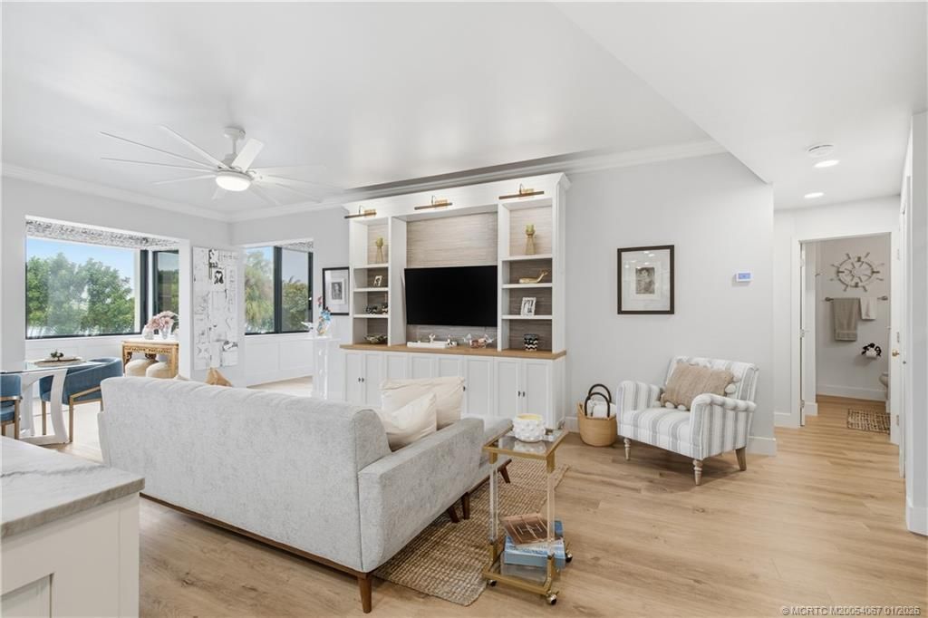 150 SE Four Winds Drive, Unit B208, Stuart, FL 34996 Photo