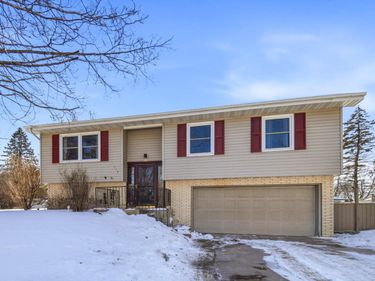 118 Rena Belle Street NW, Eyota, MN 55934