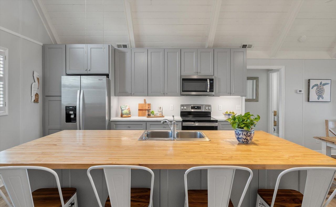 2002 Palmetto Boulevard Photo 18