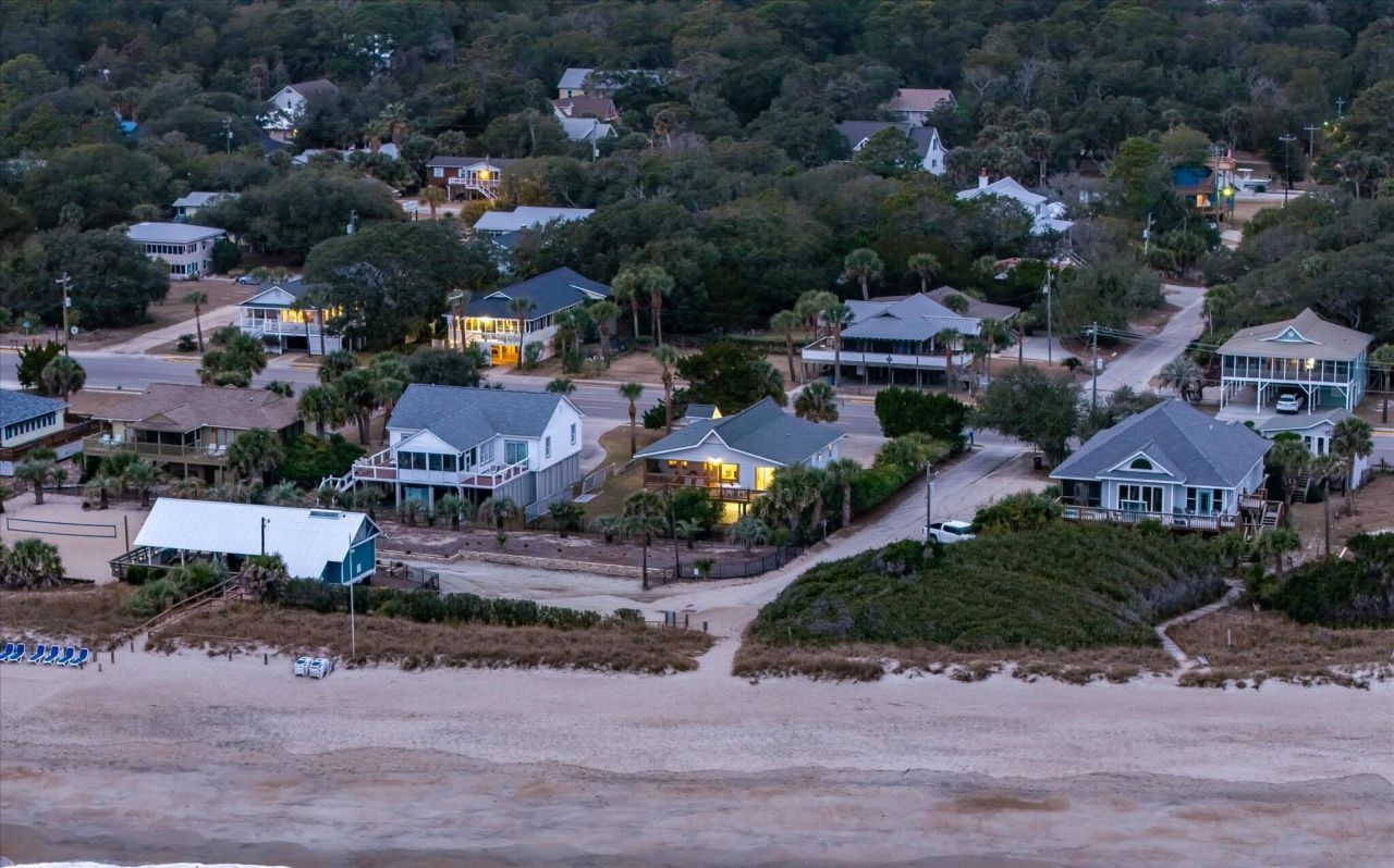 2002 Palmetto Boulevard Photo 69