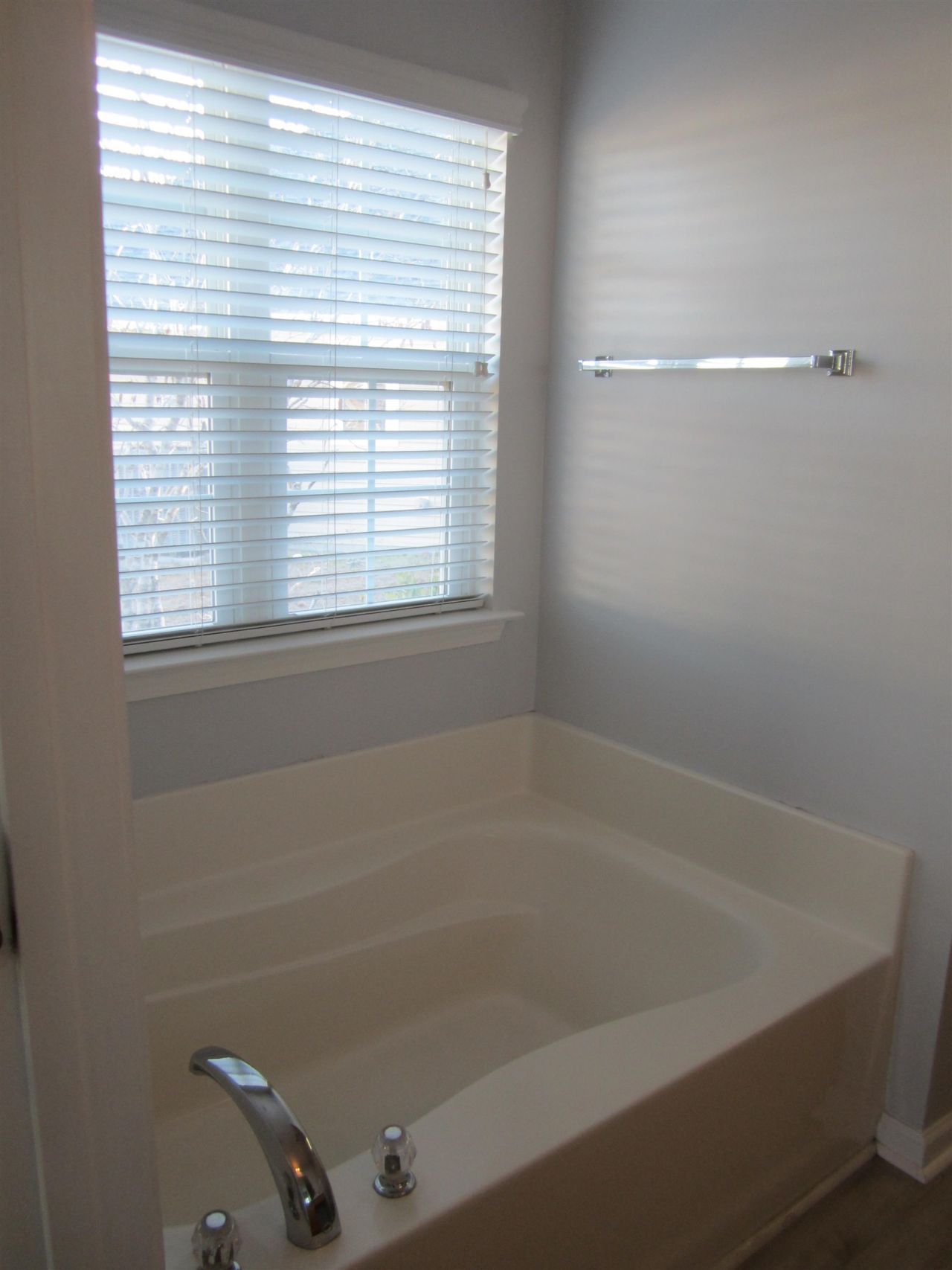 4328 Heartwood Ln. Photo 14