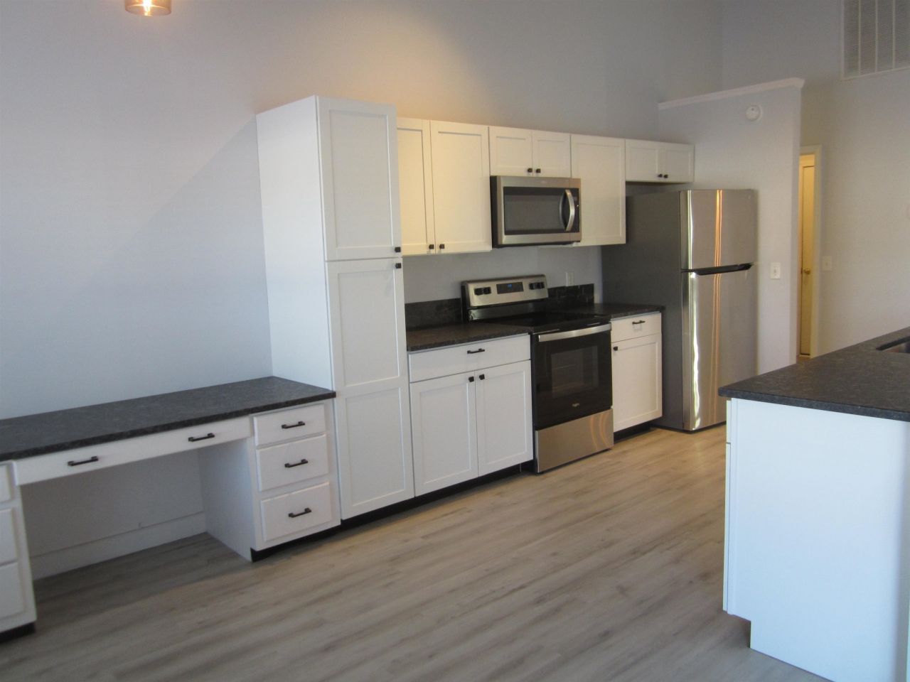 4328 Heartwood Ln. Photo 8