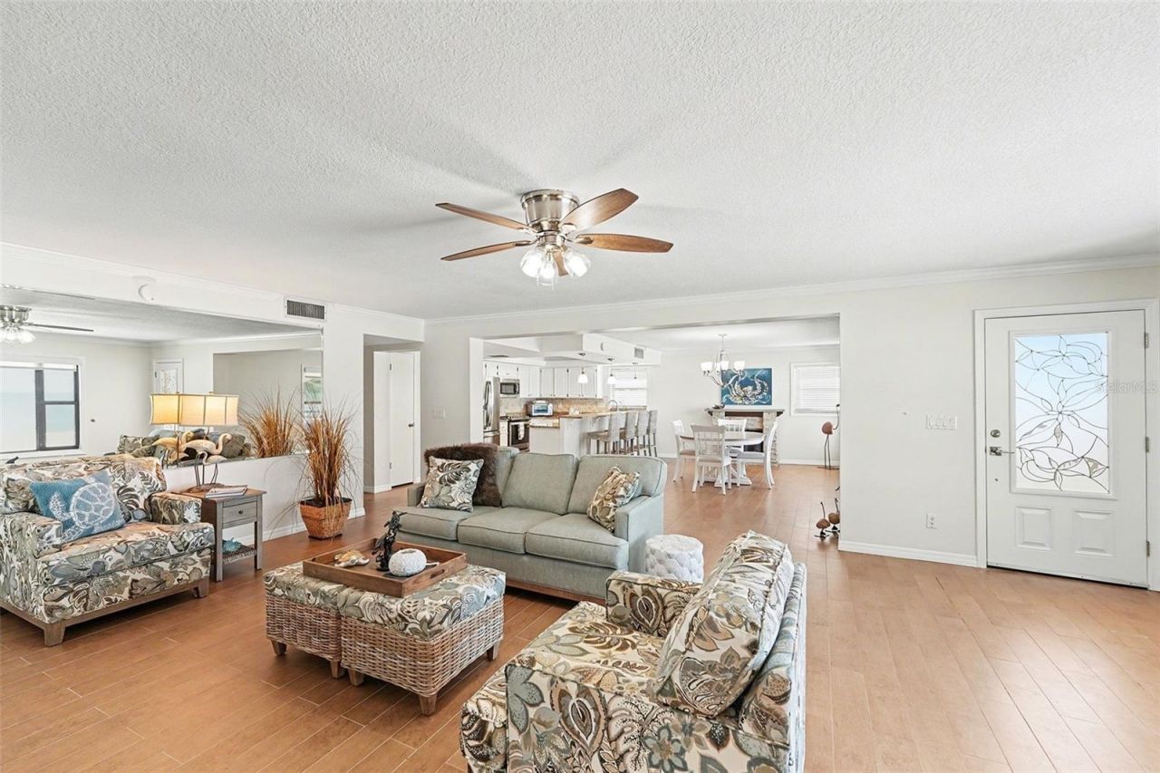 19936 Gulf Boulevard, Indian Shores, FL 33785 Photo