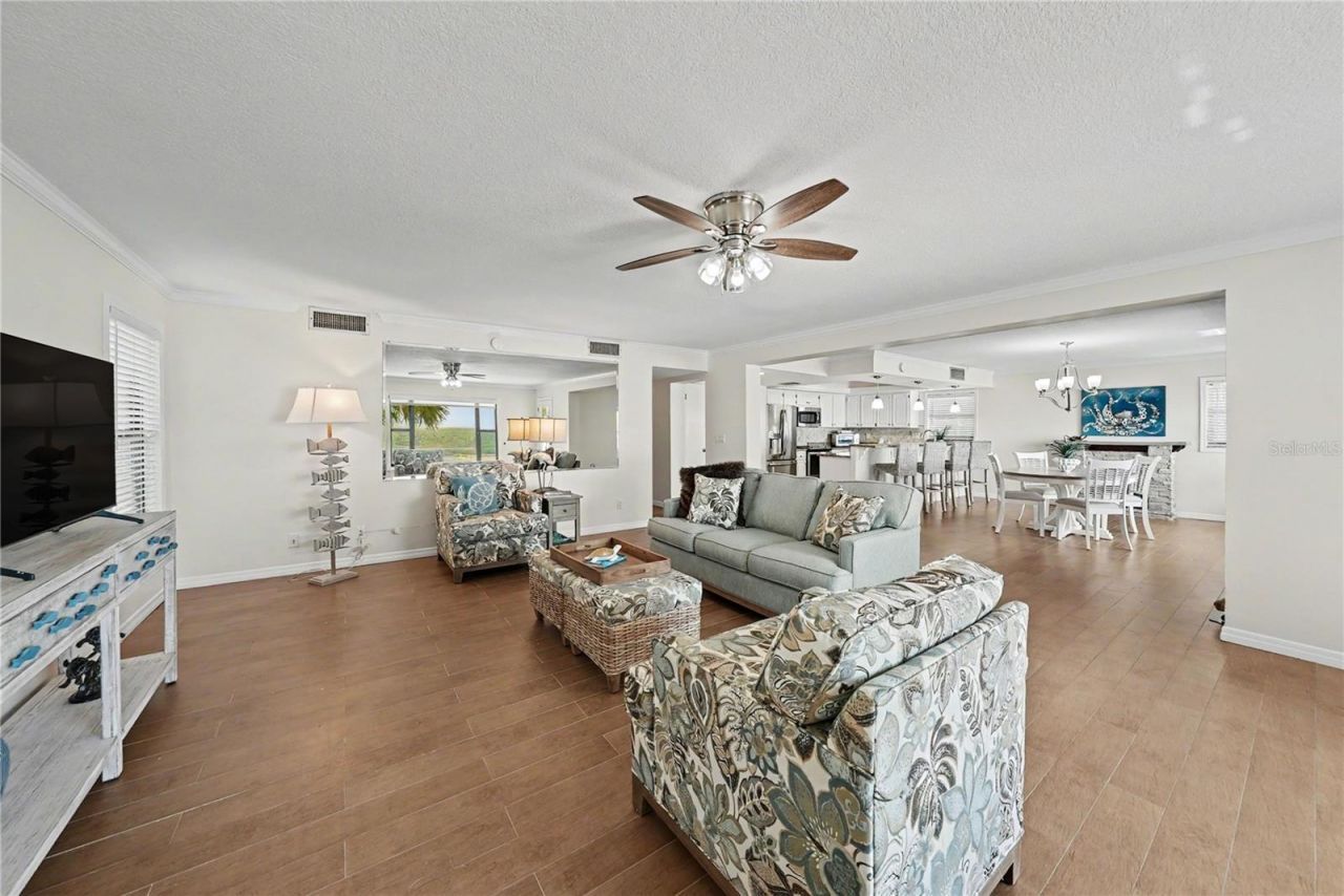 19936 Gulf Boulevard, Indian Shores, FL 33785 Photo