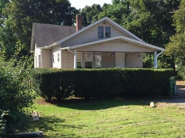 3427 W Michigan Avenue, Kalamazoo, MI 49006