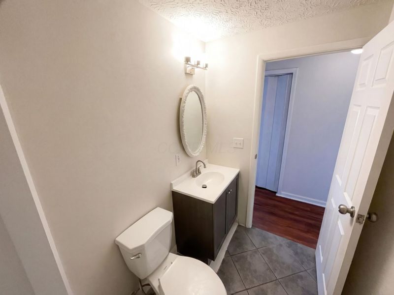 4459 Amwood Street, Columbus, OH 43228 Photo 12