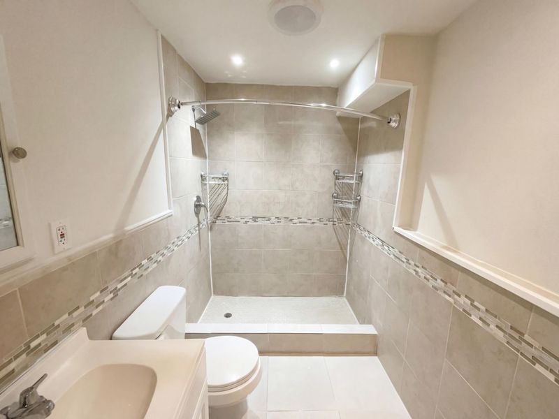 4459 Amwood Street, Columbus, OH 43228 Photo 6