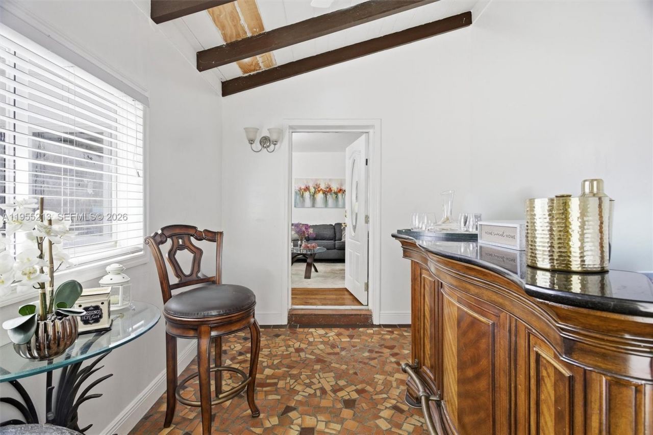 104 SW 40th Ave , Miami, FL 33134 Photo