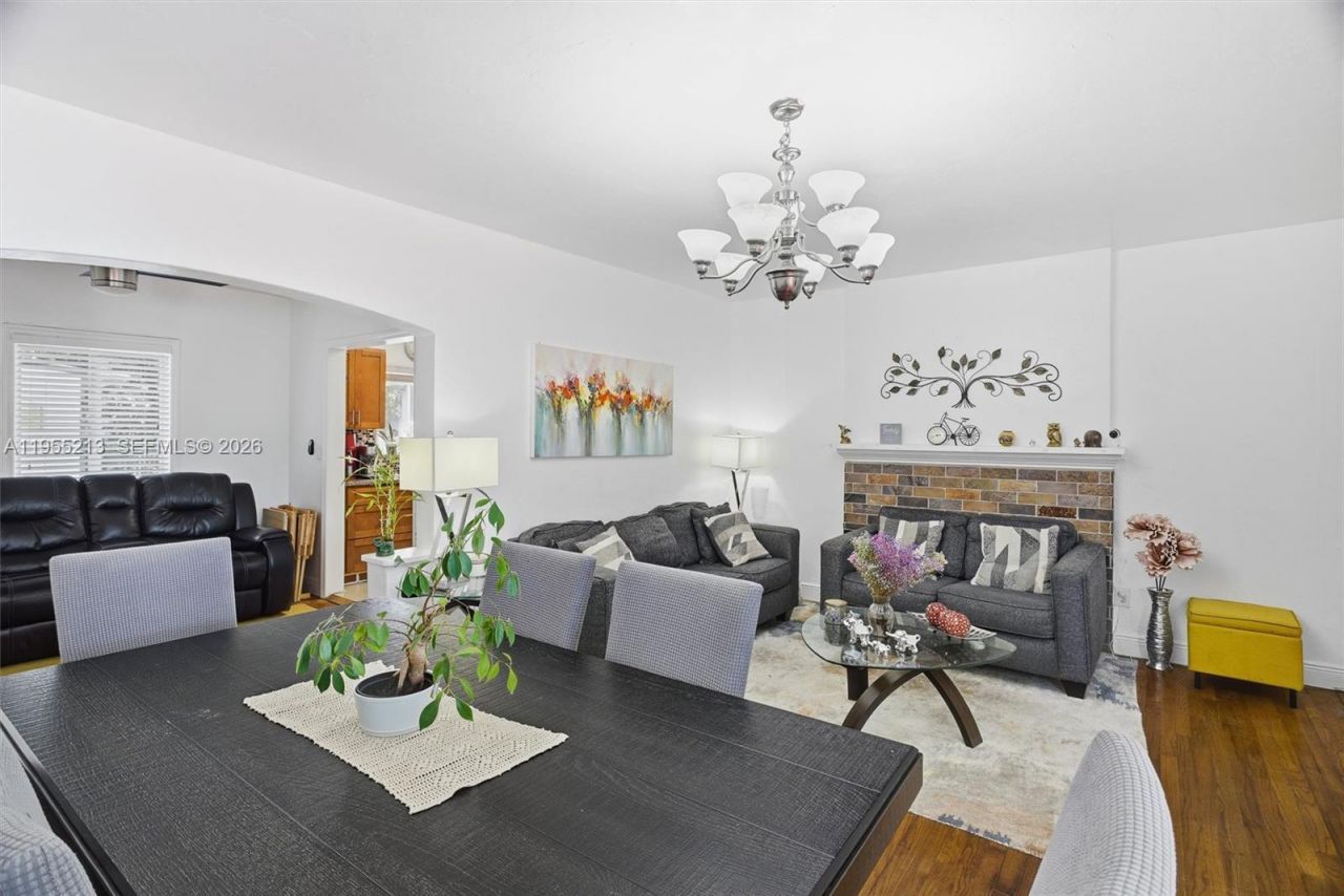 104 SW 40th Ave , Miami, FL 33134 Photo