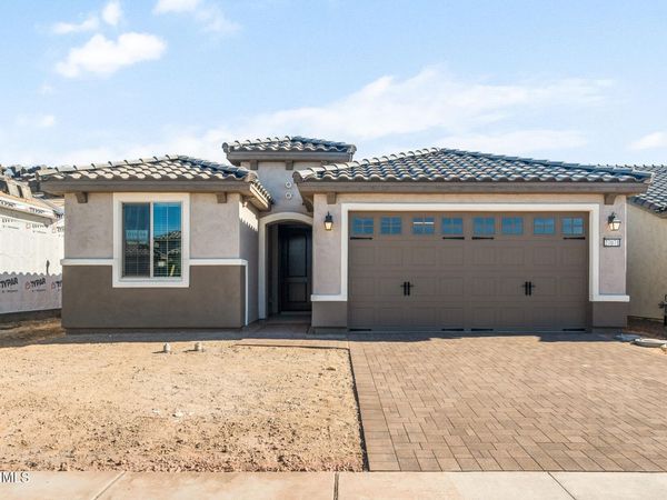 27071 W ADAM Avenue, Buckeye, AZ 85396