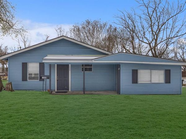 130 Westway Drive, Terrell, TX 75160