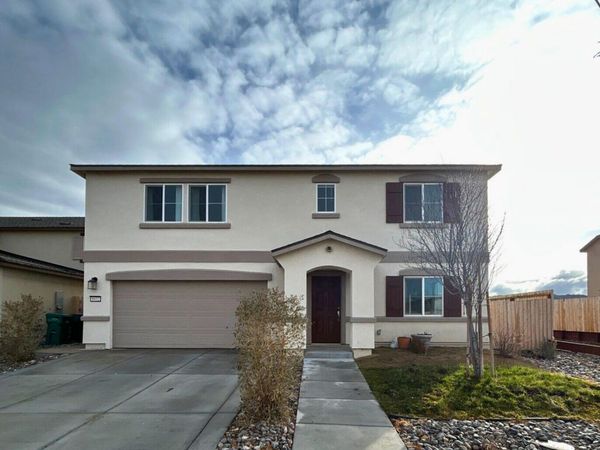 8932 Coyote Blf Drive, Reno, NV 89506