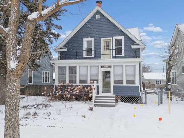 1021 18 1/2 Avenue NE, Minneapolis, MN 55418