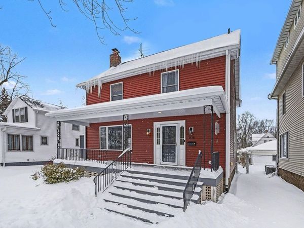 1518 Forres Avenue, St. Joseph, MI 49085