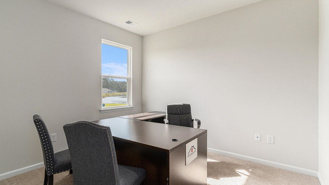 339 Skyward St. Photo 17