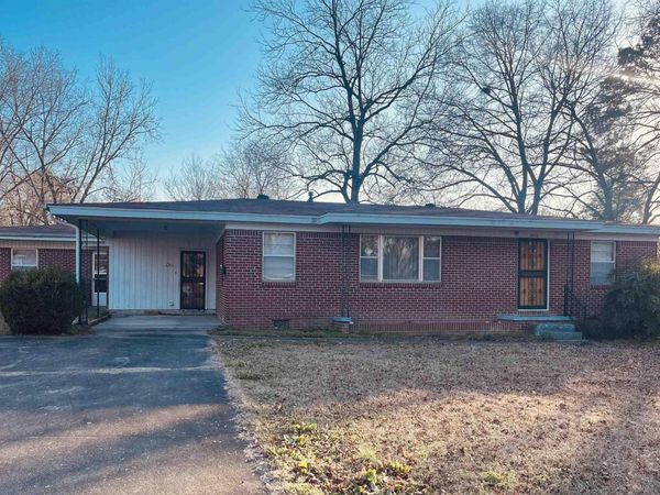 1013 Willow Street, Malvern, AR 72104