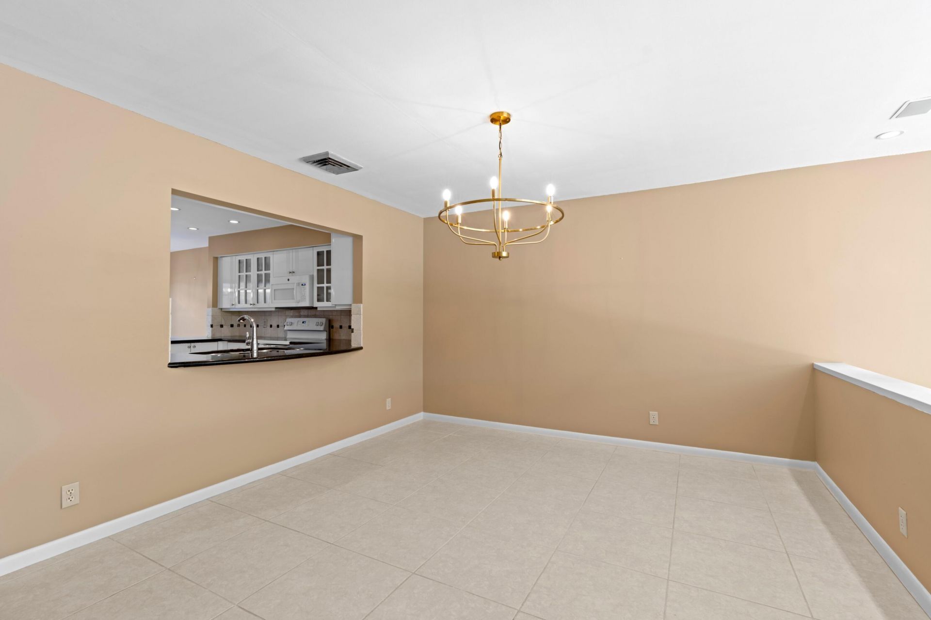 2435 Presidential Way, Unit E, West Palm Beach, FL 33401 Photo