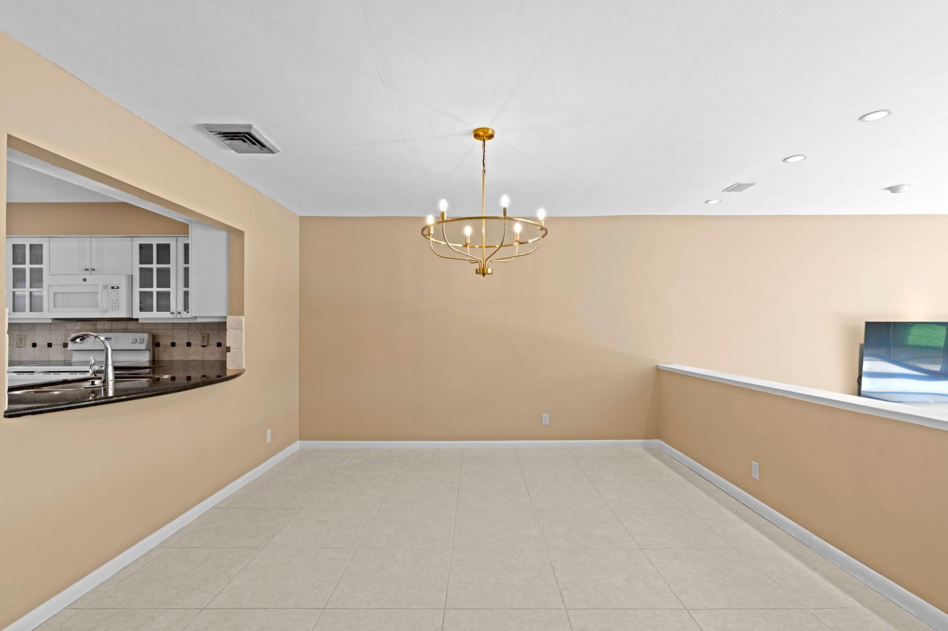 2435 Presidential Way, Unit E, West Palm Beach, FL 33401 Photo