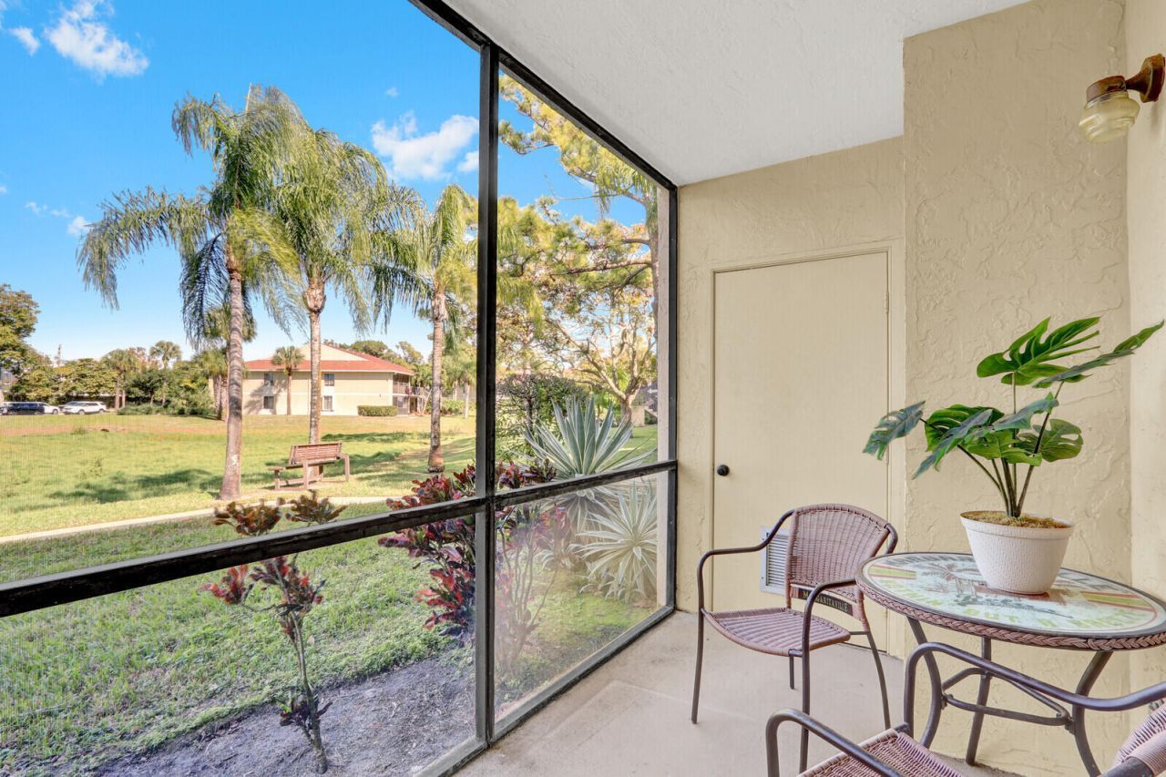 6531 Chasewood Drive, Unit D, Jupiter, FL 33458 Photo