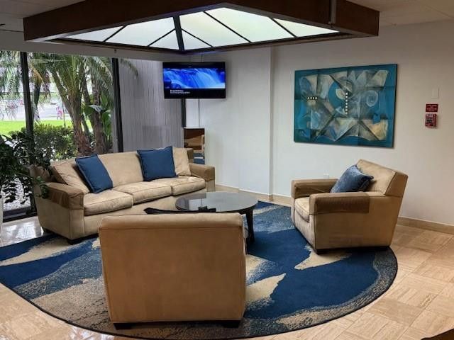 3850 Washington Street, Unit 703, Hollywood, FL 33021 Photo