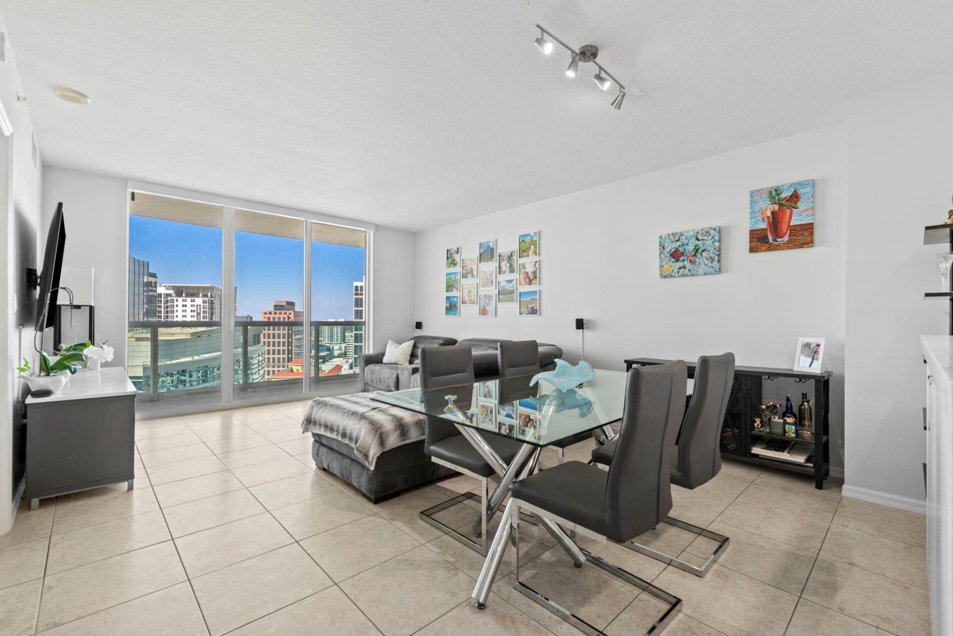 347 N New River Drive, Unit 2707, Fort Lauderdale, FL 33301 Photo