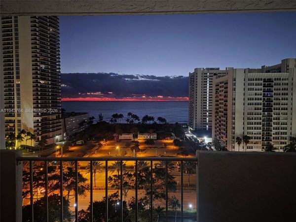 1865 S Ocean Dr, Unit 14M, Hallandale Beach, FL 33009
