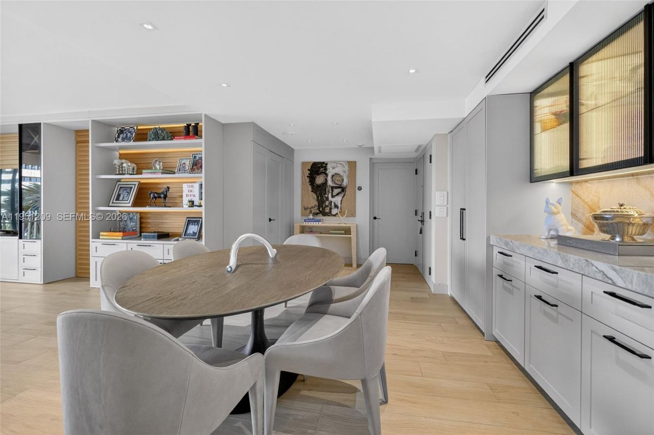 1 Grove Isle Dr, Unit A303, Miami, FL 33133 Photo