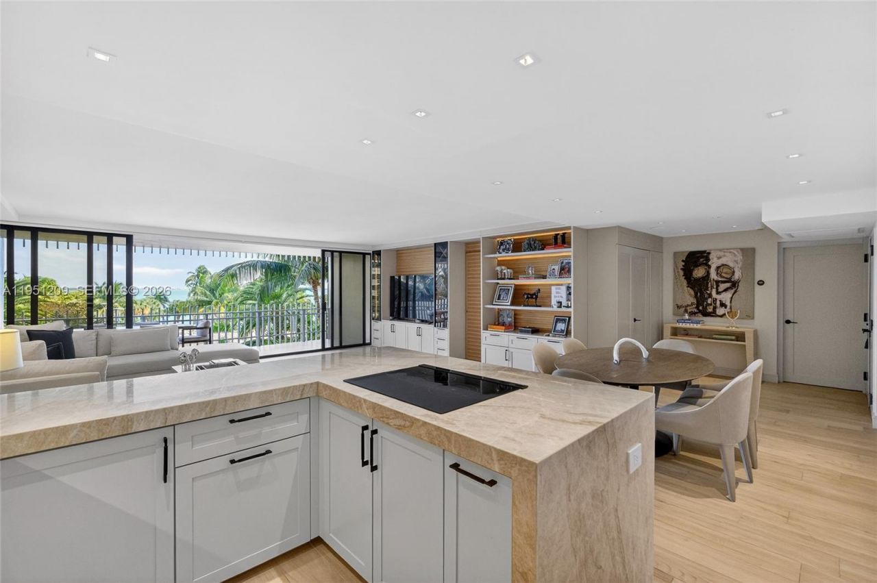 1 Grove Isle Dr, Unit A303, Miami, FL 33133 Photo