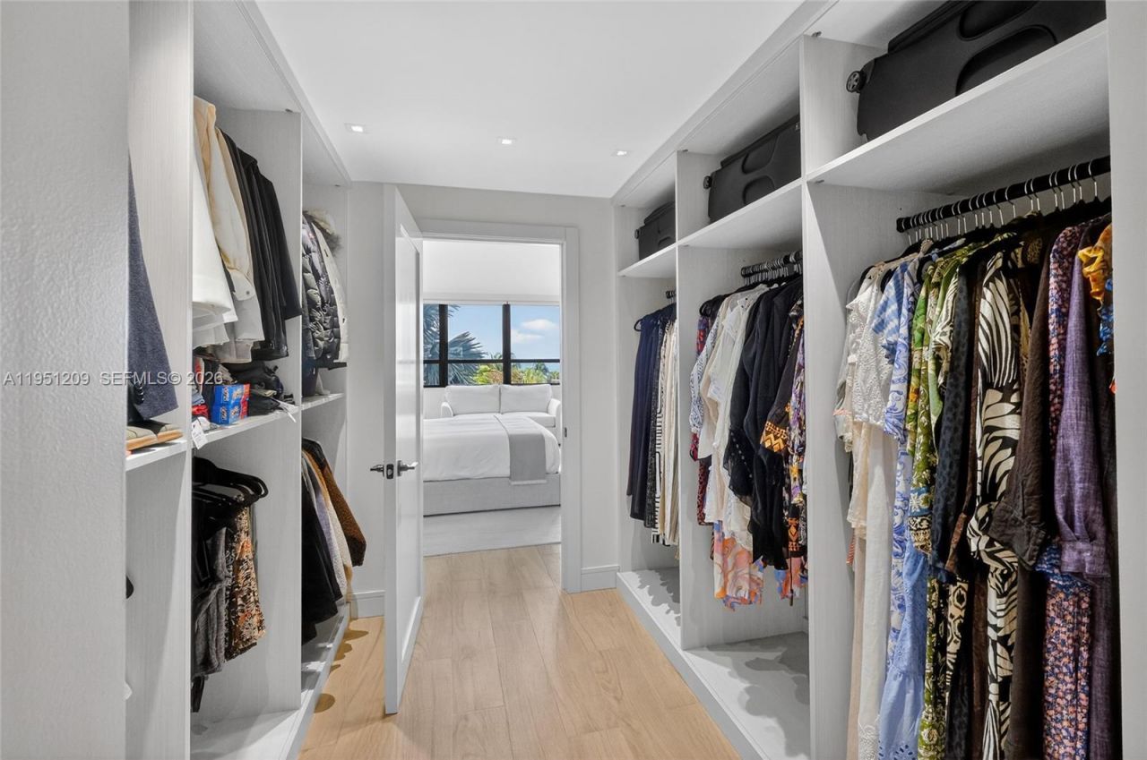 1 Grove Isle Dr, Unit A303, Miami, FL 33133 Photo