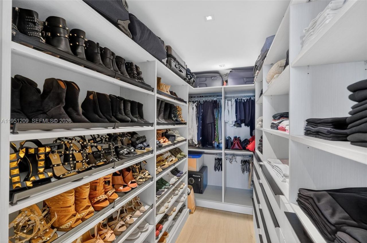 1 Grove Isle Dr, Unit A303, Miami, FL 33133 Photo